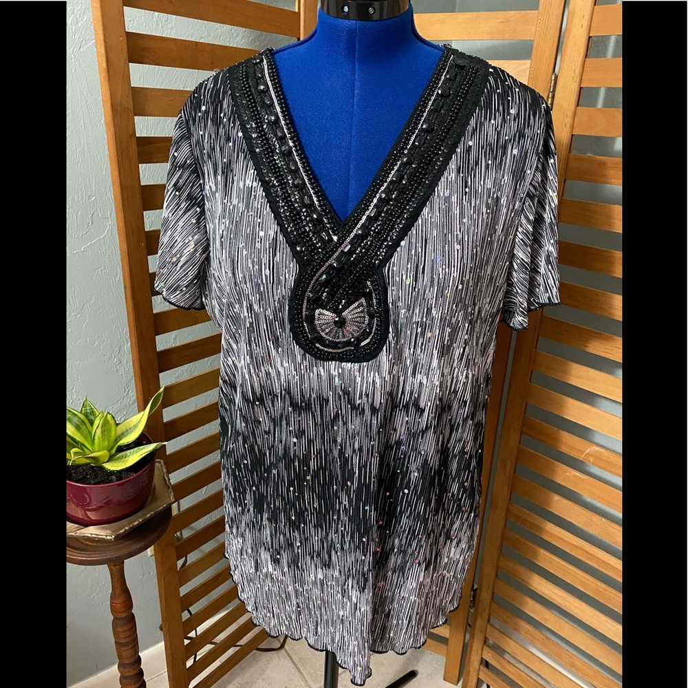 💥💥 Sequins beaded stretch top plus 1X